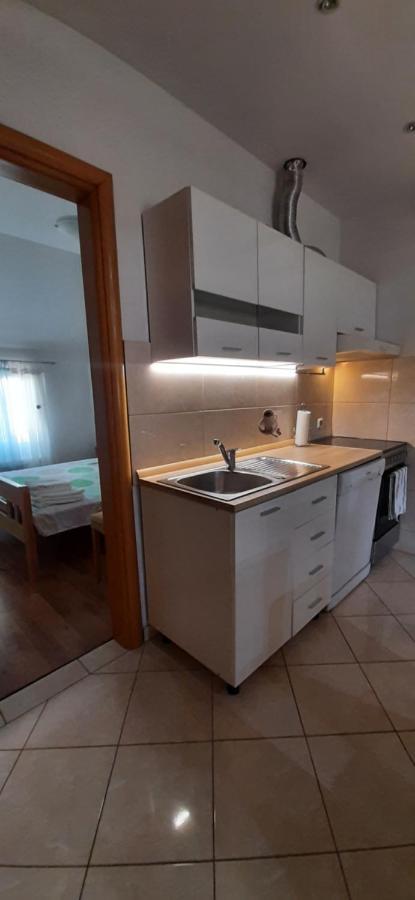 Apartament Apartman Tina Sveti Filip i Jakov Zewnętrze zdjęcie