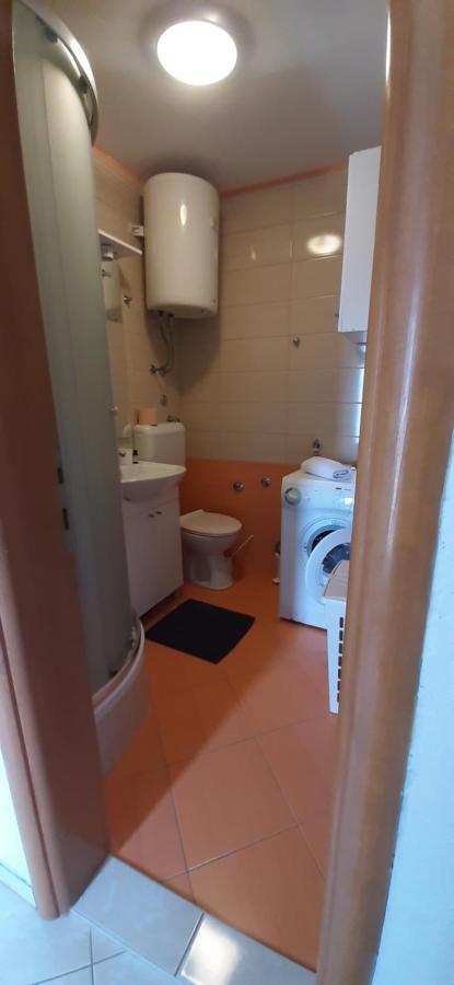 Apartament Apartman Tina Sveti Filip i Jakov Zewnętrze zdjęcie