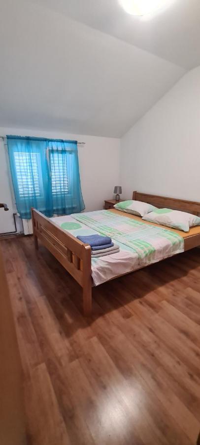 Apartament Apartman Tina Sveti Filip i Jakov Zewnętrze zdjęcie